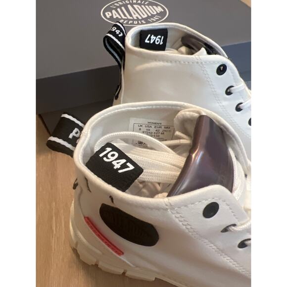 Palladium Womens Revolt Hi TX 97242-127 Star White/Marshmallow Platform Boots 10 - Picture 4 of 7